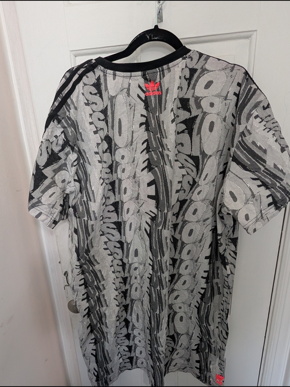2x Adidas Originals "Love Unites" Doodle Print T-shirt dress - Picture 5 of 5
